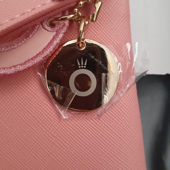 Pandora wristlet and jewelry organizer set. - Picture 7 of 8